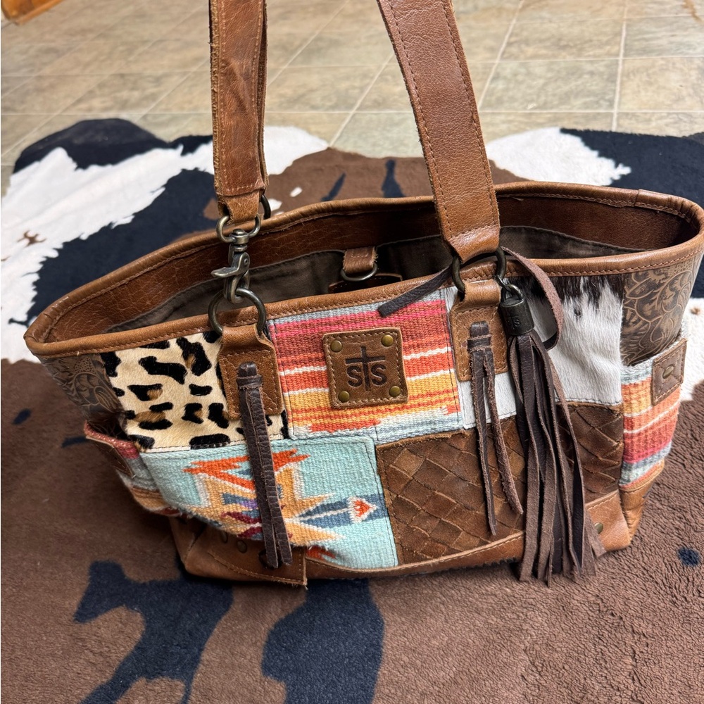 Stylish Patchwork Leather Bag - image 2